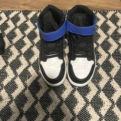 Jordan 1 High FlyEase 