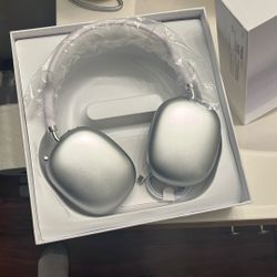 AirPod max Headphones 