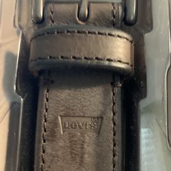 New In Box Genuine Leather Casual Men’s Belt