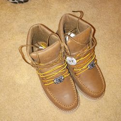 Brand New LUGZ BOOTS 