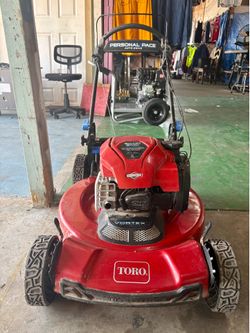 Toro Recycler 22” Personal Pace Self-Propelled Lawn Mower – SmartStow 150cc