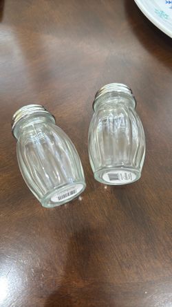 Brand new salt and pepper shakers