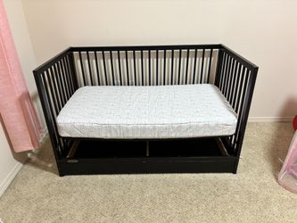 Used Toddler Bed. 40.00 Black