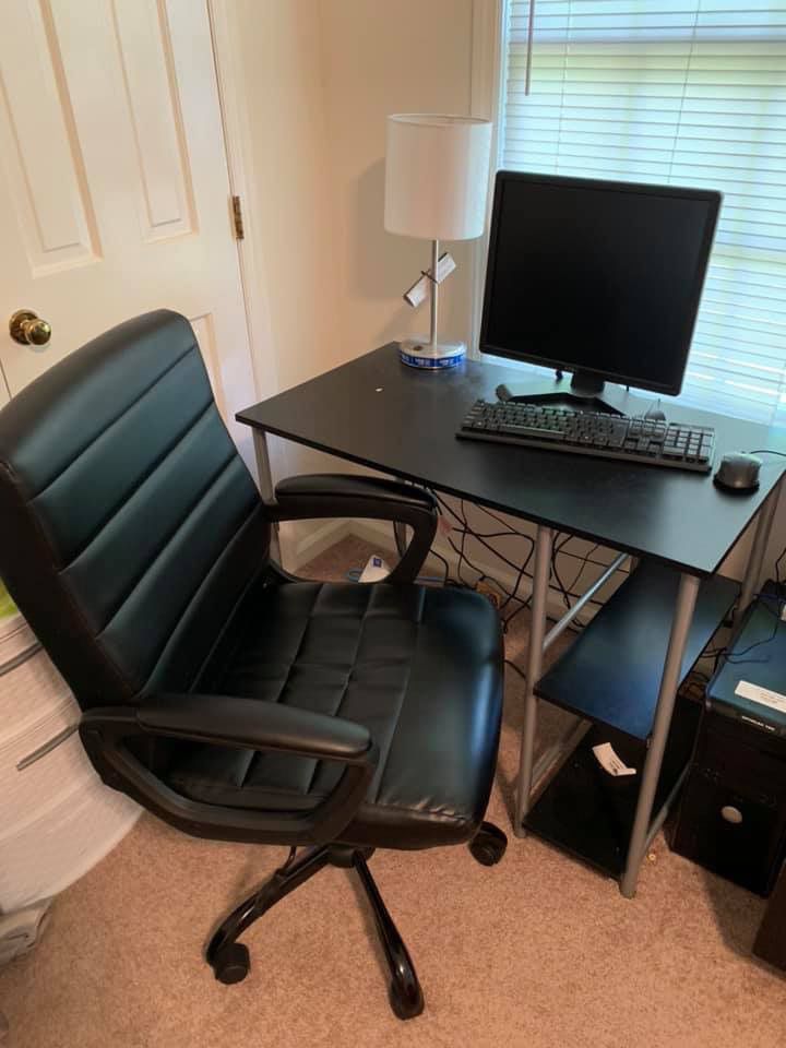 Computer desktop/chair/desk