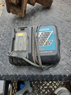 Makita 7.2- 18volt rapid chager