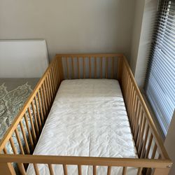 Convertible Crib In Brown, With 3 Mattress Height Settings, Included 1 Mattress Pad