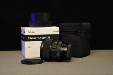Sigma 85mm f/1.4 DG DN Art Lens for Leica L