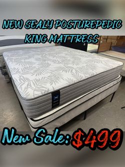 NEW SEALY POSTUREPEDIC KING MATTRESS