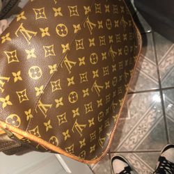 Louis Vuitton Shoulder Bag 
