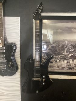 B.C. Rich Bronze Series Mockingbird Electric Guitar – Black