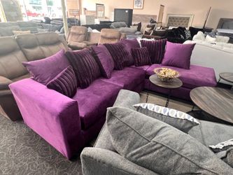 Sectional Set Free Delivery Oak Cliff