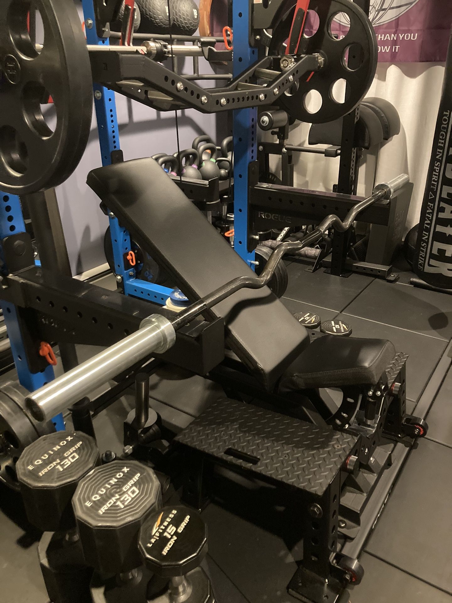 Rogue Fitness Brand Rackable Curl Bar