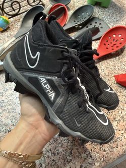 Football cleats
