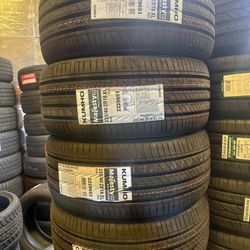 235/40ZR18 Set Of 4 Kumho Majesty 9 New Tires 
