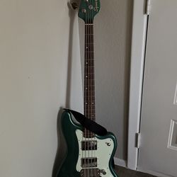 Fender Paranormal Bass
