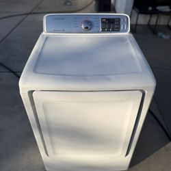 Samsung Gas Dryer • Free Local Delivery
