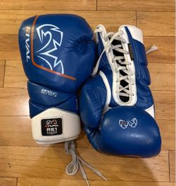 Rival RS1 Ultra Sparring Boxing Gloves 18oz