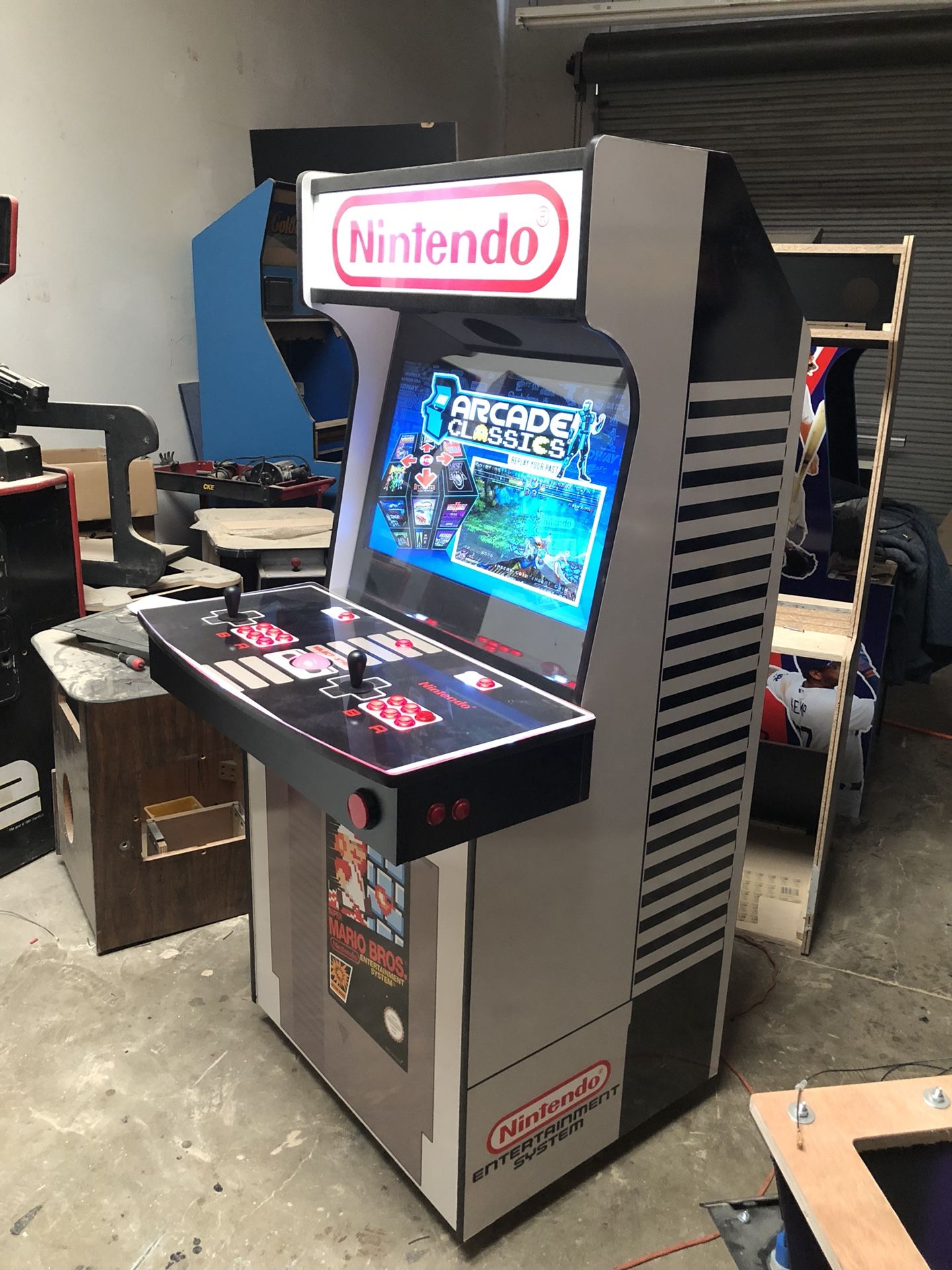 New Advanced Arcade, 2 Player, 32” LCD, 6000 games MAME HyperSpin
