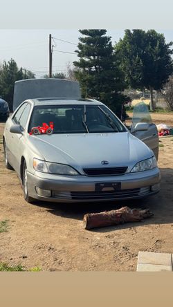 1999 Lexus ES 300
