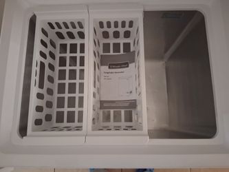 Magic Chef, HMCF5W4, White, 3.4 Cu. Ft.