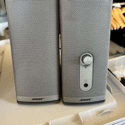 Bose Multimedia Speakers in Silver/Gray - Excellent Condition