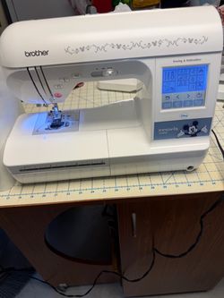 Brother Innov-is 1250D Disney Sewing & Embroidery Machine