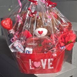 SWEETHEART VALENTINES BASKET, SUPER DEAL