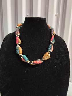 Vintage twisted multicolor wooden necklace
