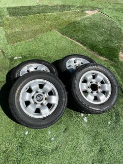 Nissan Wheels 215/65R15
