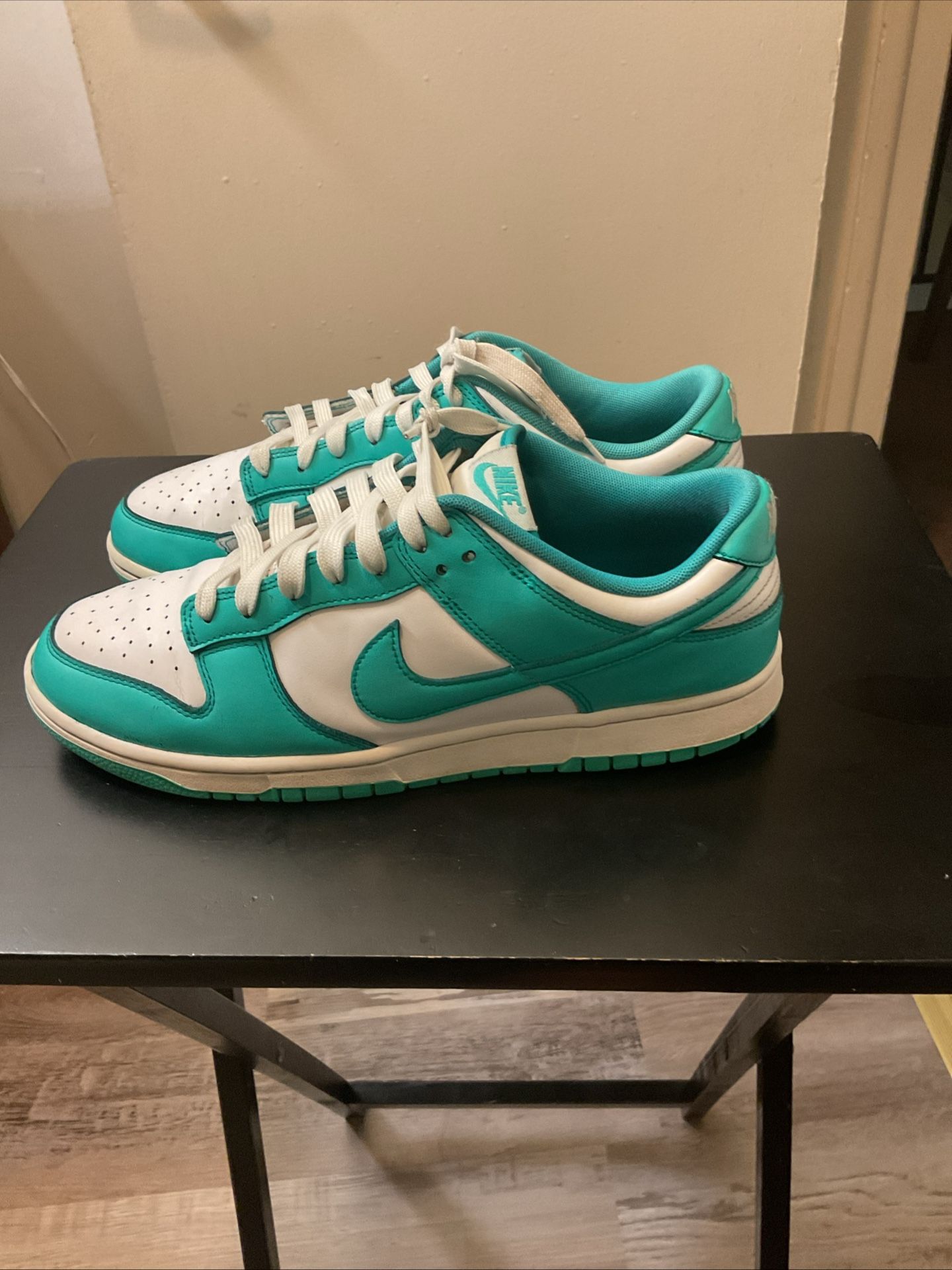 (Nike Dunk Low )Clear Jade Size 11.