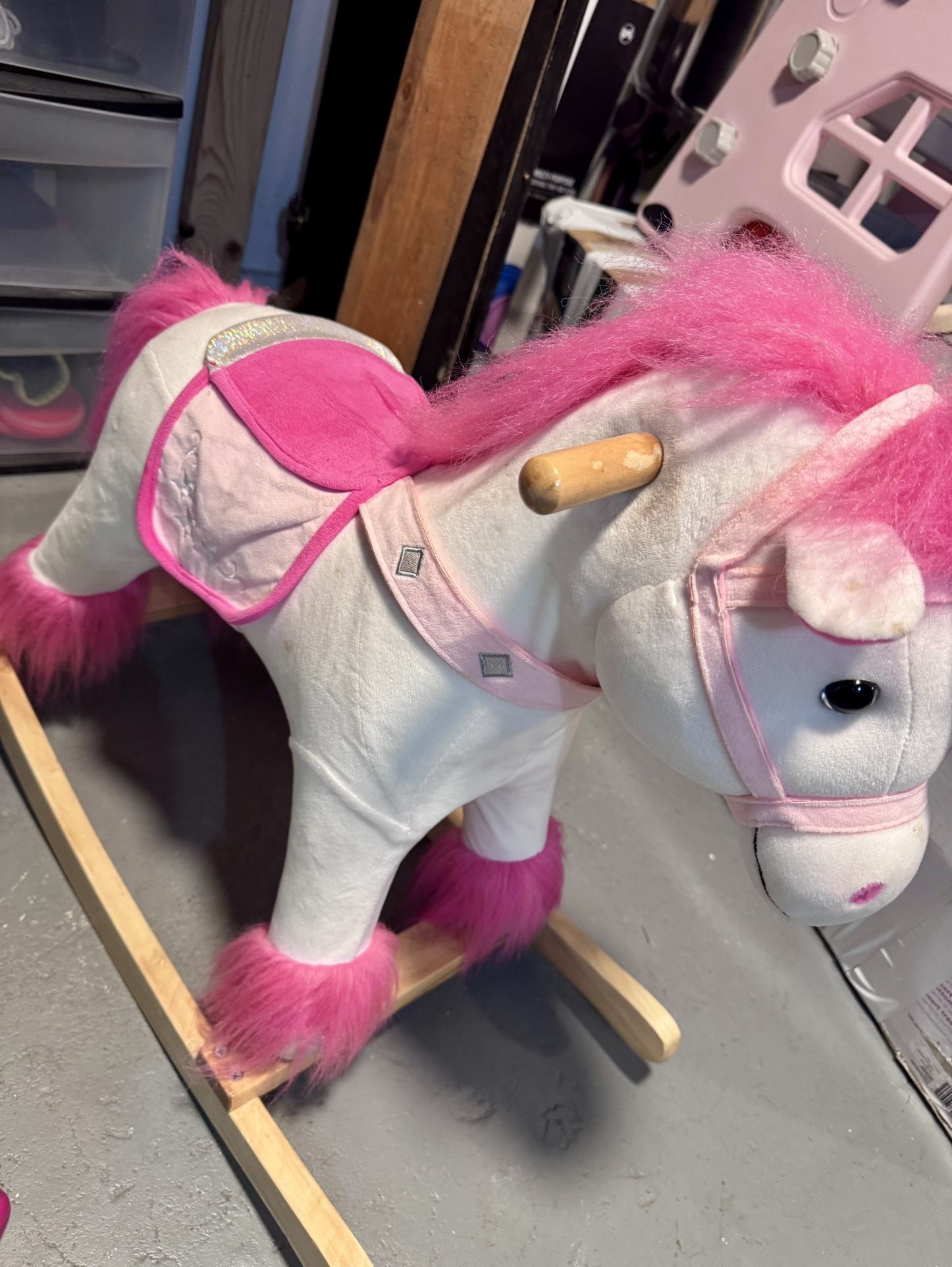 Minnie Mouse Bicycle, Bouncing Seahorse & Rocking Unicorn