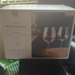 Wine Glasses 