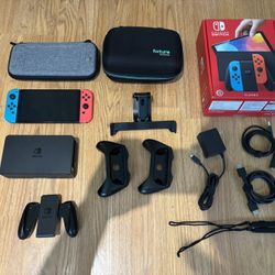 Nintendo Switch OLED + Accessories