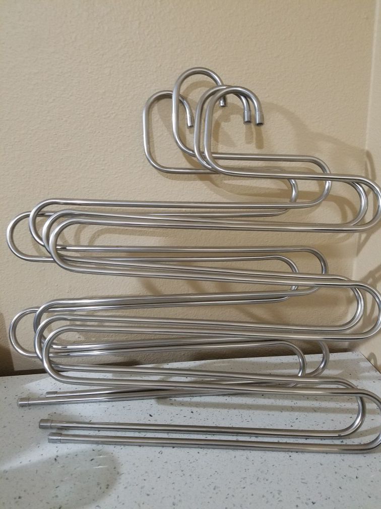 4pcs. Stainless layers hangers