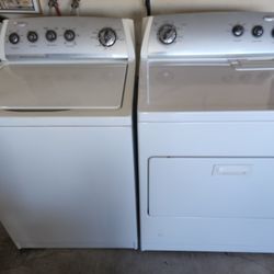 Whirlpool Washer & Gas Dryer 