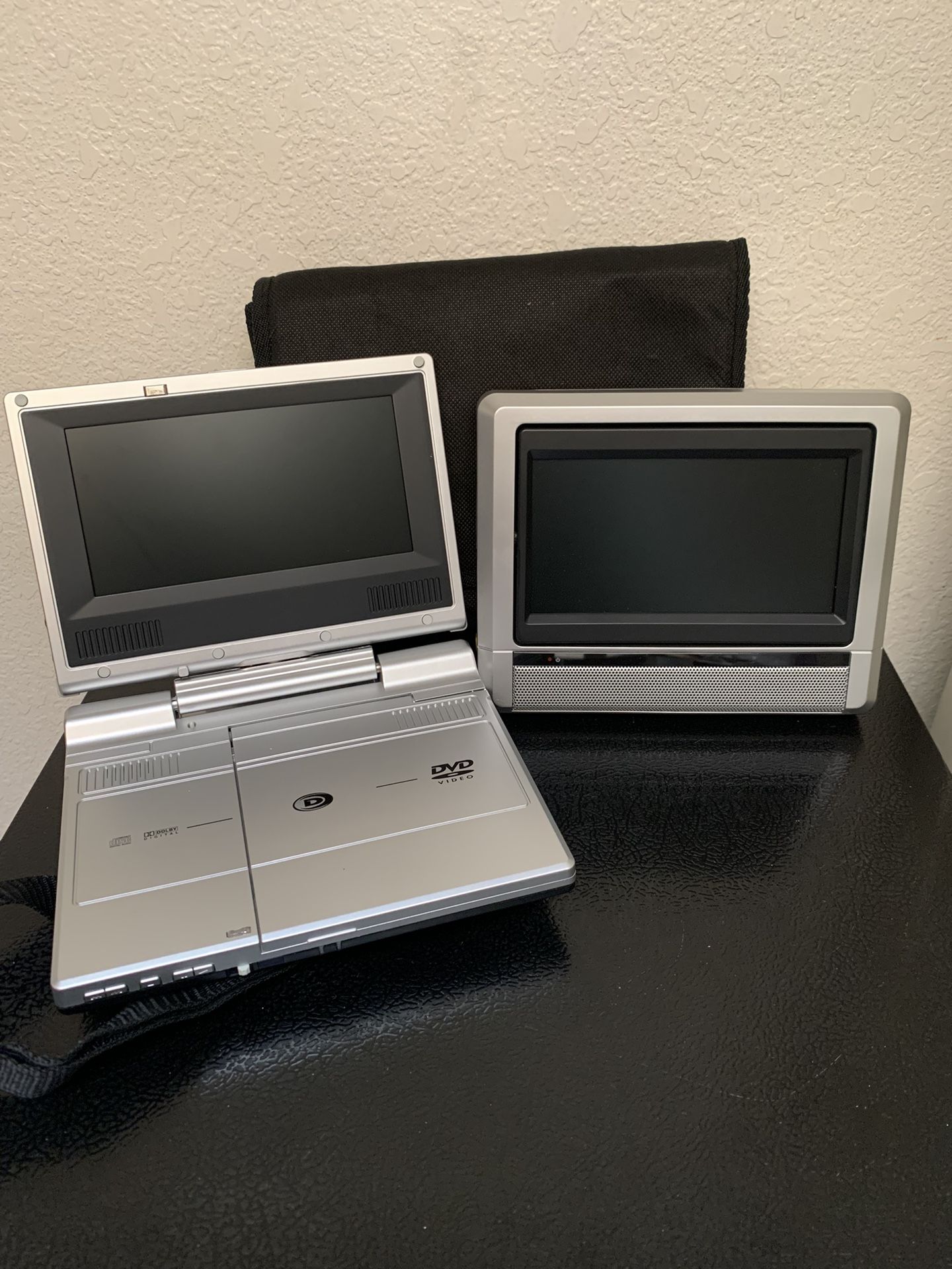 Portable DVD Player With Car Kit