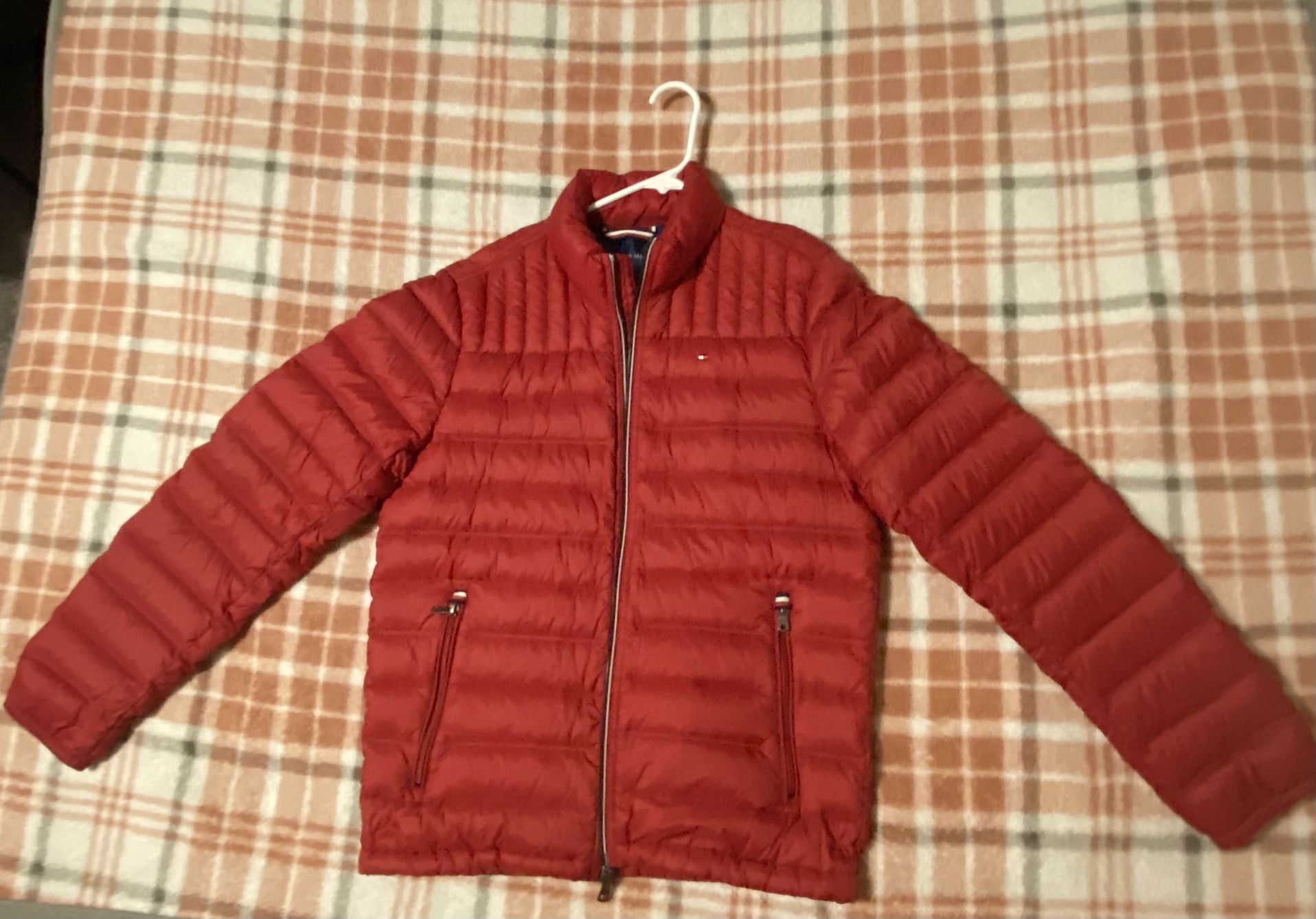 Tommy Hilfiger Mens Red Packable Puffer Jacket (Small)