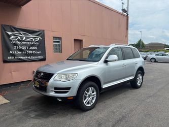 2008 Volkswagen Touareg 2