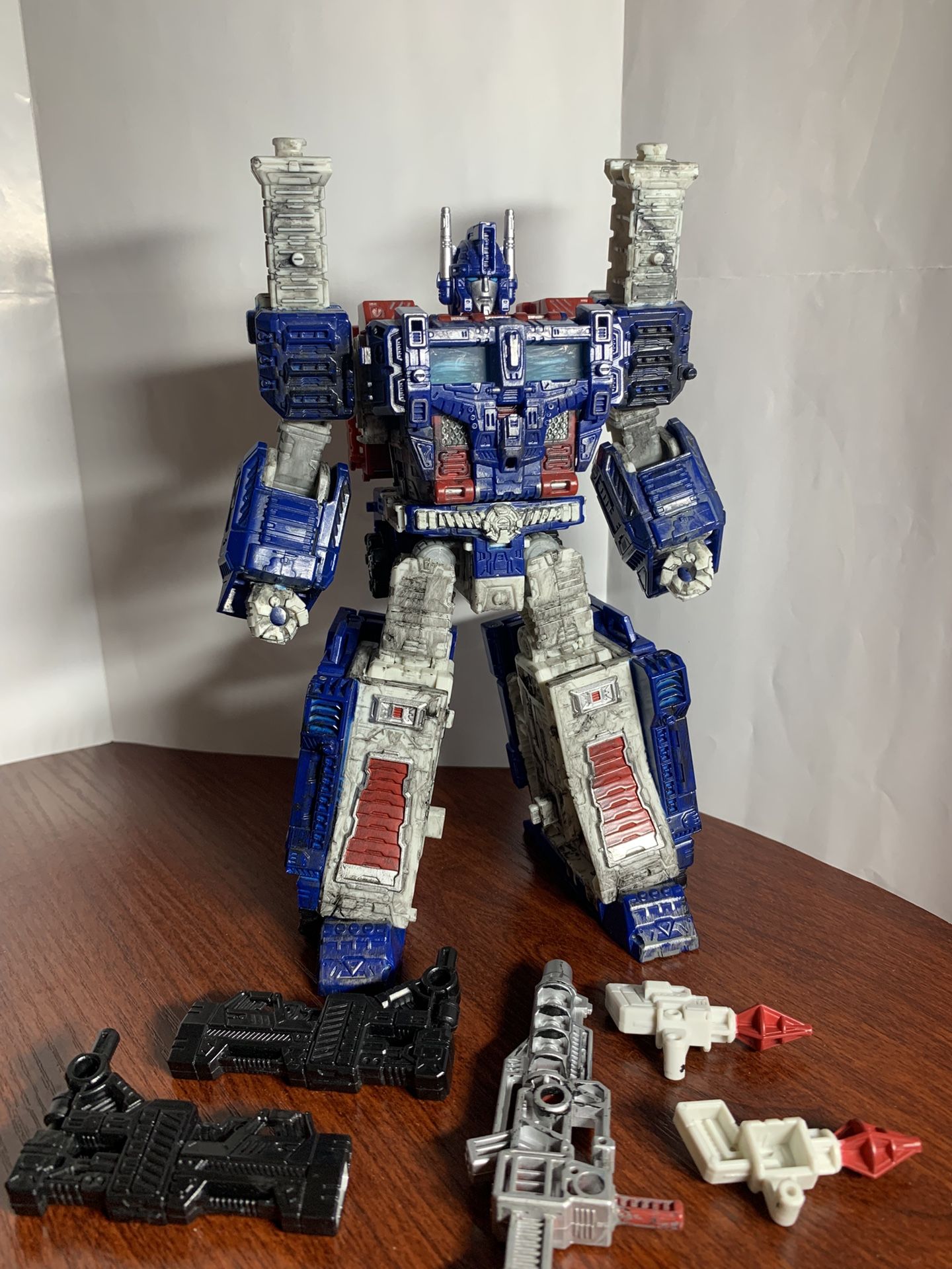 Transformers Siege War For Cybertron Leader Class Ultra Magnus - Custom Painted
