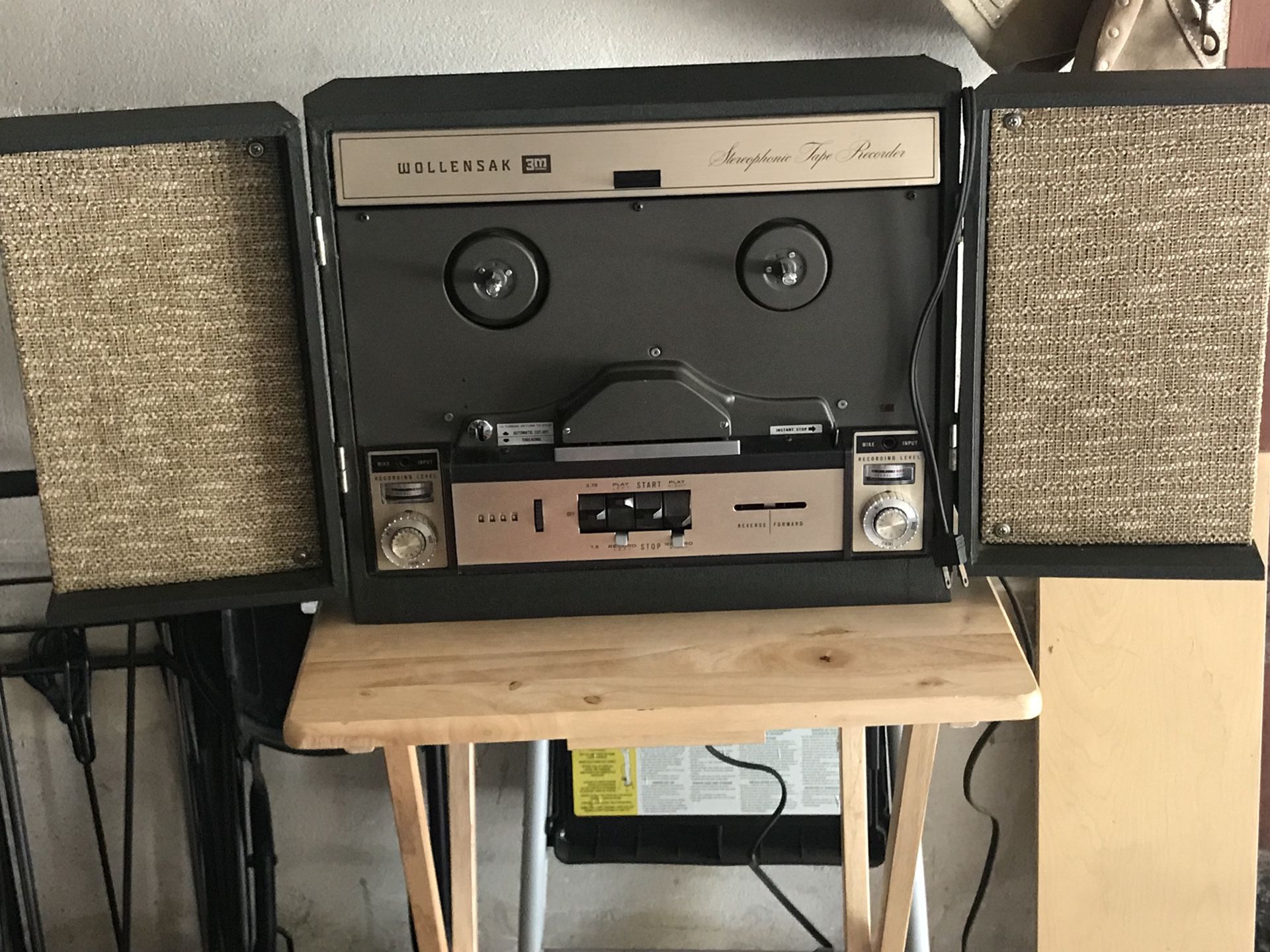 Wollensak reel to reel 3m recorder model 1280 selling for parts doesn't  turn on for Sale in Temple City, CA - OfferUp