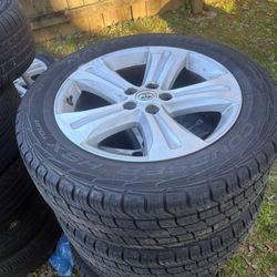 FULL SET OF 19IN RIMS W/19IN MASTERCRAFT COURSER TIRES FOR STll