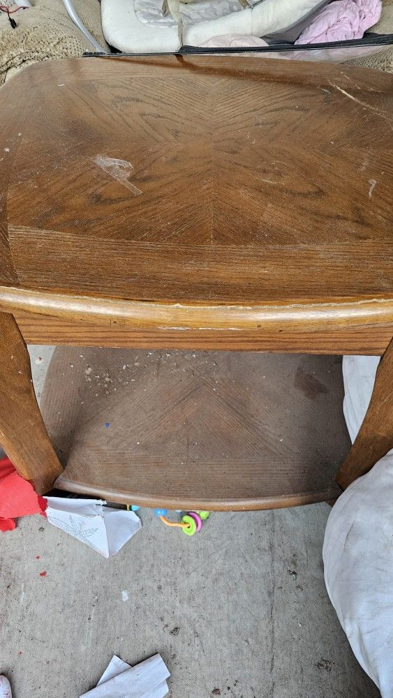 Coffee And End Table Together $ 20