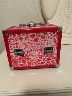Makeup box