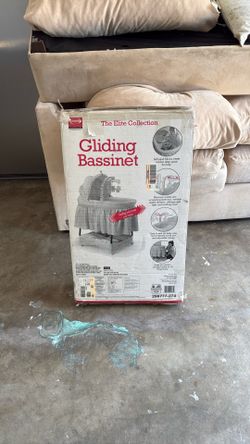 Gliding Bassinet