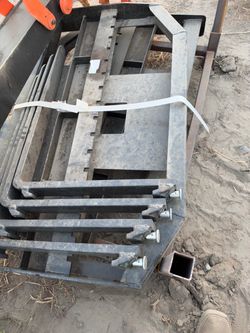 NEW Mini Skid Steer Pallet Forks 29” – Kubota, Ditch Witch, Toro, Vermeer