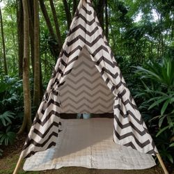 Brand New Teepee 