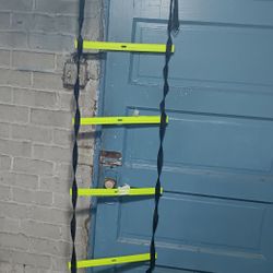 8 Foot Rope Type Ladder