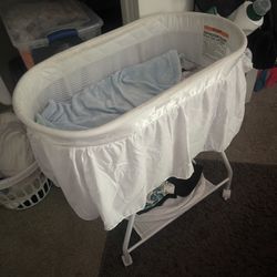 Bassinet 