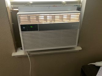 A/c window -5, ooo BTU