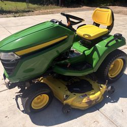 John Deere X500 Riding Mower (Locking Differential )